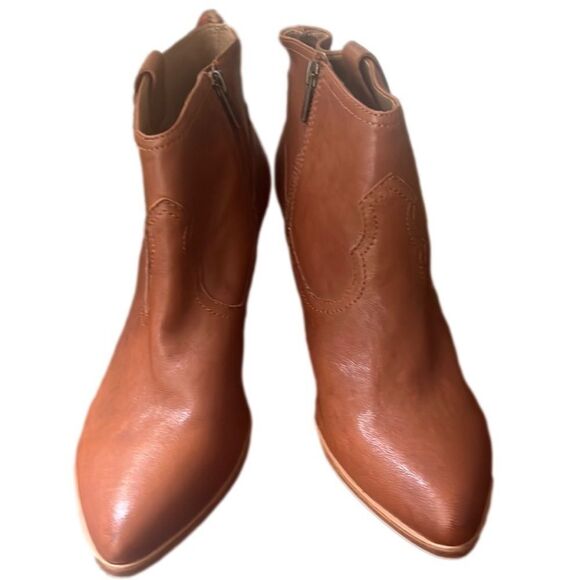 FRYE REINA LEATHER ANKLE BOOTIE SAND SIZE 10M - Picture 1 of 9